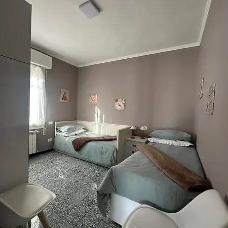Casa Della Nonna Gilda * סנרמו