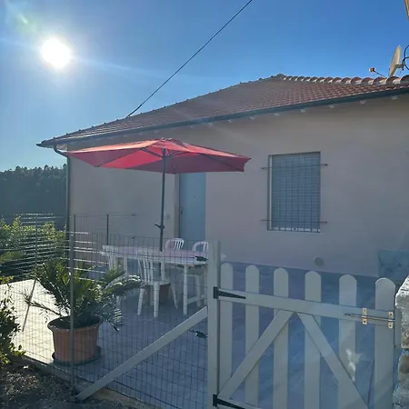 Casa Della Nonna Gilda * סנרמו